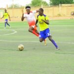 <h3>Mohamed Saley Hassan, Sadio Mané : Un jeune amoureux du football</h3>
<p>Mohamed Saley Hassan, surnommé Sadio Mané, est un jeune qui vit sa passion pour le football. Depuis son plus jeune âge, il montre un intérêt marqué pour ce sport qui le fascine. Sa détermination et son engagement dans le football témoignent de son amour pour le jeu. Ce jeune talent aspire à réaliser ses rêves sur le terrain, tout en inspirant d&rsquo;autres avec son parcours.</p>