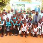 <h3>Encouragement du Ministère des Sports pour le Centre Technique de la FENIFOOT</h3>
<p>Le ministre des Sports a exprimé son soutien aux dirigeants du Centre Technique de la Fédération Nigérienne de Football (FENIFOOT). Il a également incité d&rsquo;autres associations sportives à s&rsquo;inspirer de cet exemple.</p>