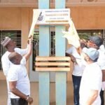 <h3>Salle de réunion du COSNI nommée en l&rsquo;honneur de Yannick Ousmane Keita</h3>
<p>Le Comité olympique et sportif national du Niger a récemment inauguré la salle de réunion du COSNI, désormais dédiée à la mémoire de l&rsquo;illustre Yannick Ousmane Keita.</p>