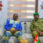 AES : Le Général Mohamed Toumba rencontre Bassolma Bazié à Niamey