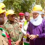<p><strong>Préparatifs de la 47ème édition du Sabre National à Zinder : Rénovation de l’Arène régionale</strong></p>
<p>Les préparatifs pour la 47ème édition du Sabre National à Zinder sont en cours. L&rsquo;Arène régionale se refait une beauté en amont de cet événement tant attendu. Cette mise à jour est essentielle pour accueillir les spectateurs et les participants dans les meilleures conditions. Les travaux avancent rapidement afin d’offrir un cadre agréable et moderne pour cette compétition emblématique. Les passionnés de lutte peuvent s&rsquo;attendre à une expérience renouvelée lors de ce rendez-vous.</p>